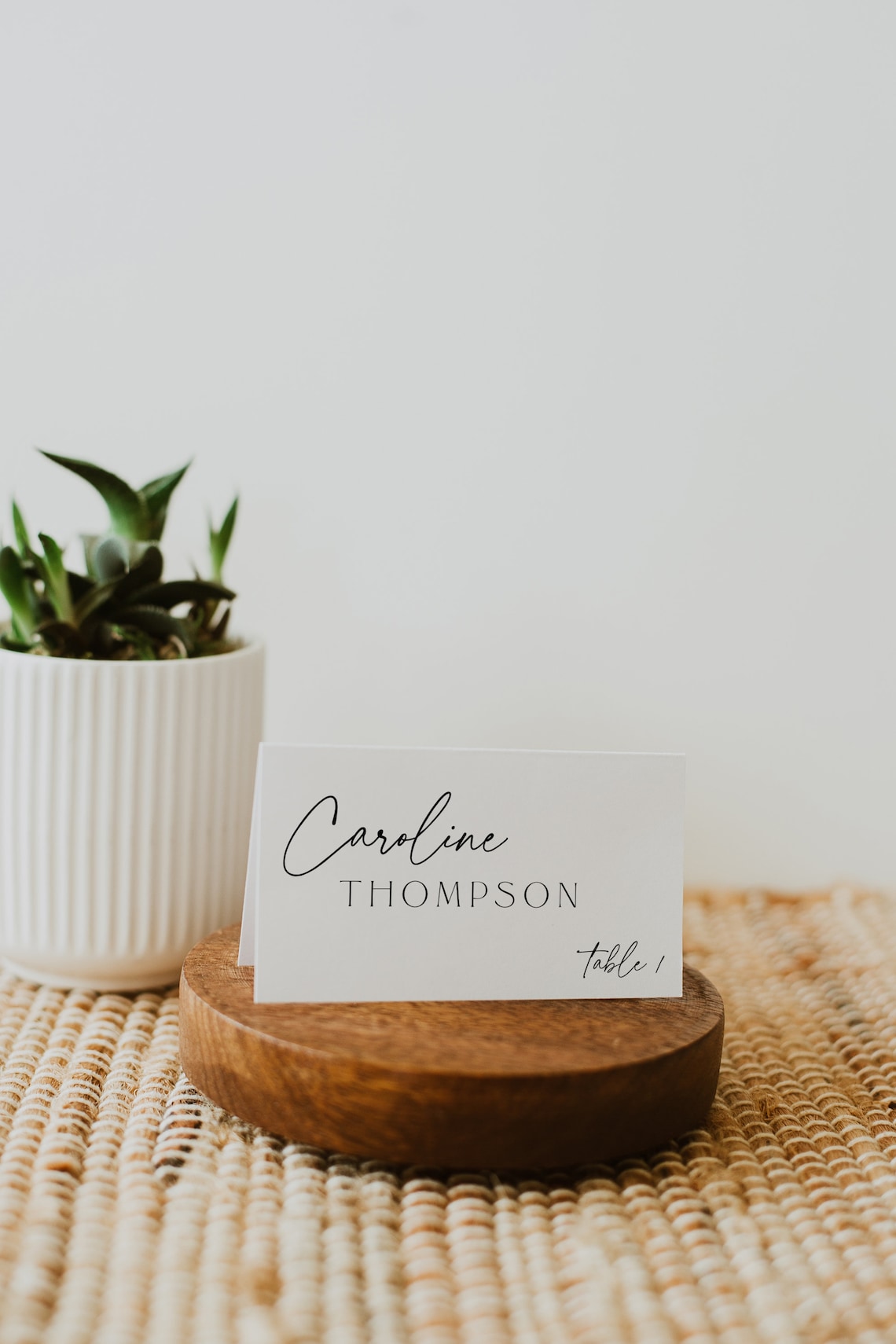 Minimalist Wedding Place Card | Editable Template | Modern Calligraphy