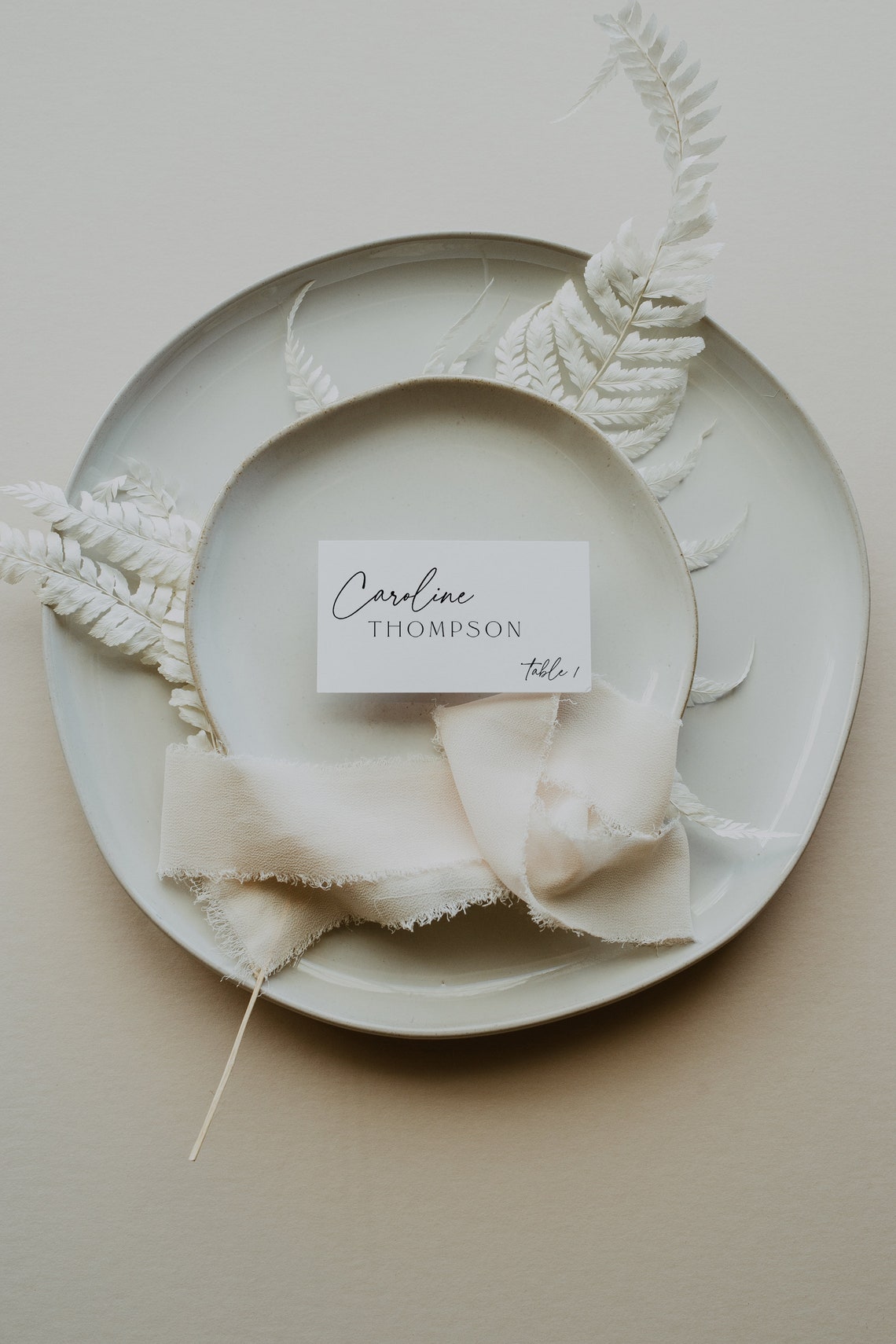 Minimalist Wedding Place Card | Editable Template | Modern Calligraphy